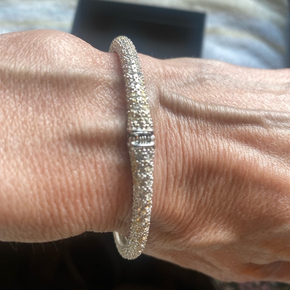 Elegant 7” sparkle gold silver with tiny crystals hinge bracelet - Picture 3 of 6